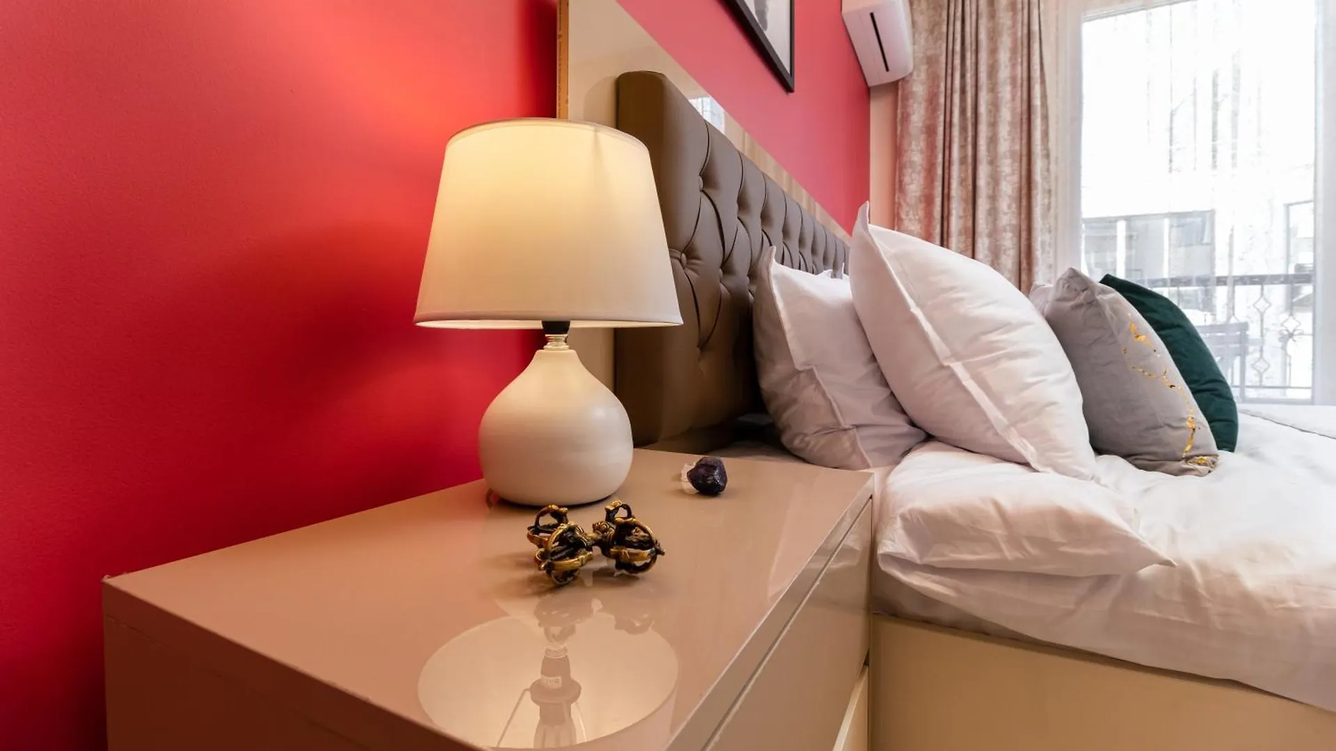 Modern & Elegant City Center Apartments Plowdiw Bulgarien