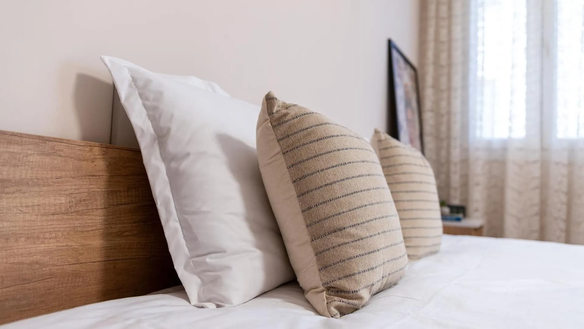 Modern & Elegant City Center Apartments Plowdiw