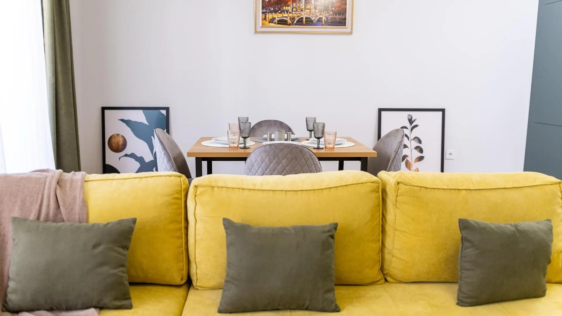 Modern & Elegant City Center Apartments Plovdiv 0*,  Bulgaria