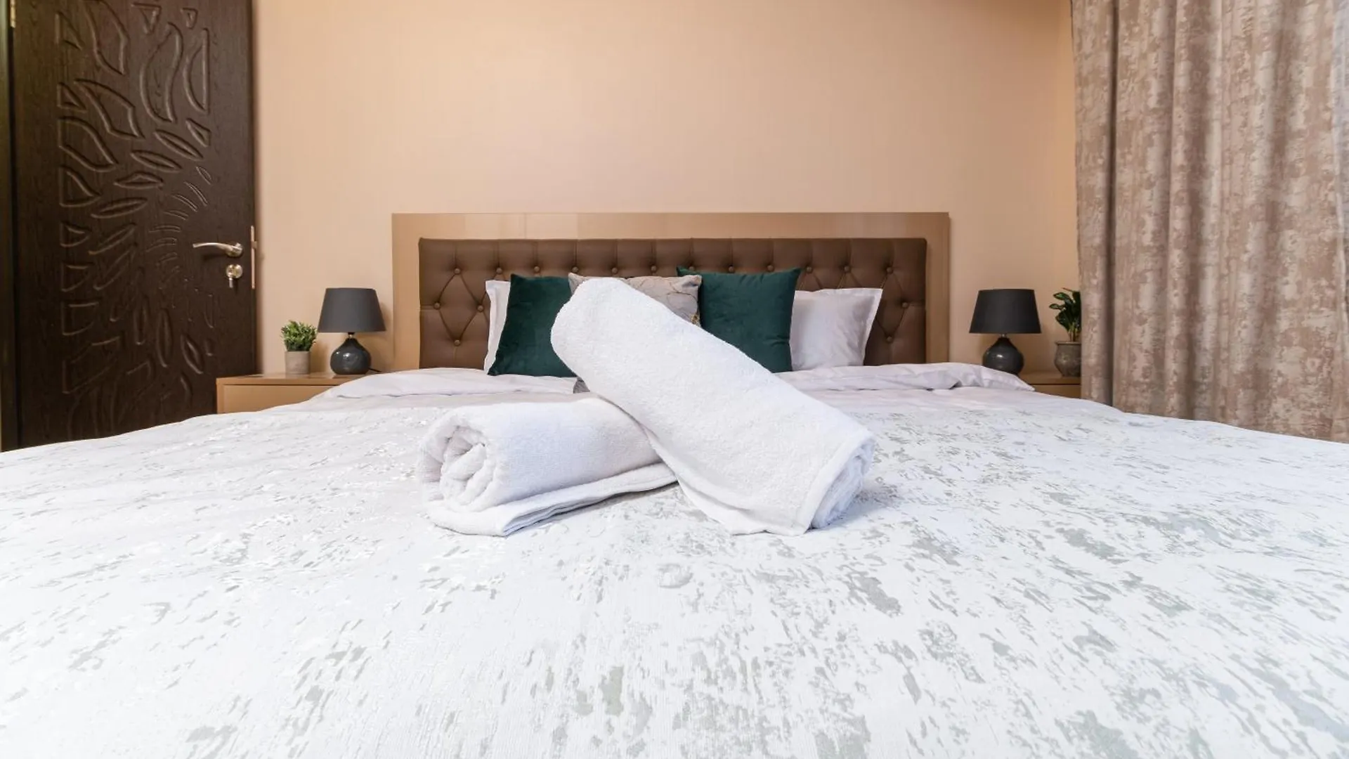 Modern & Elegant City Center Apartments Plovdiv