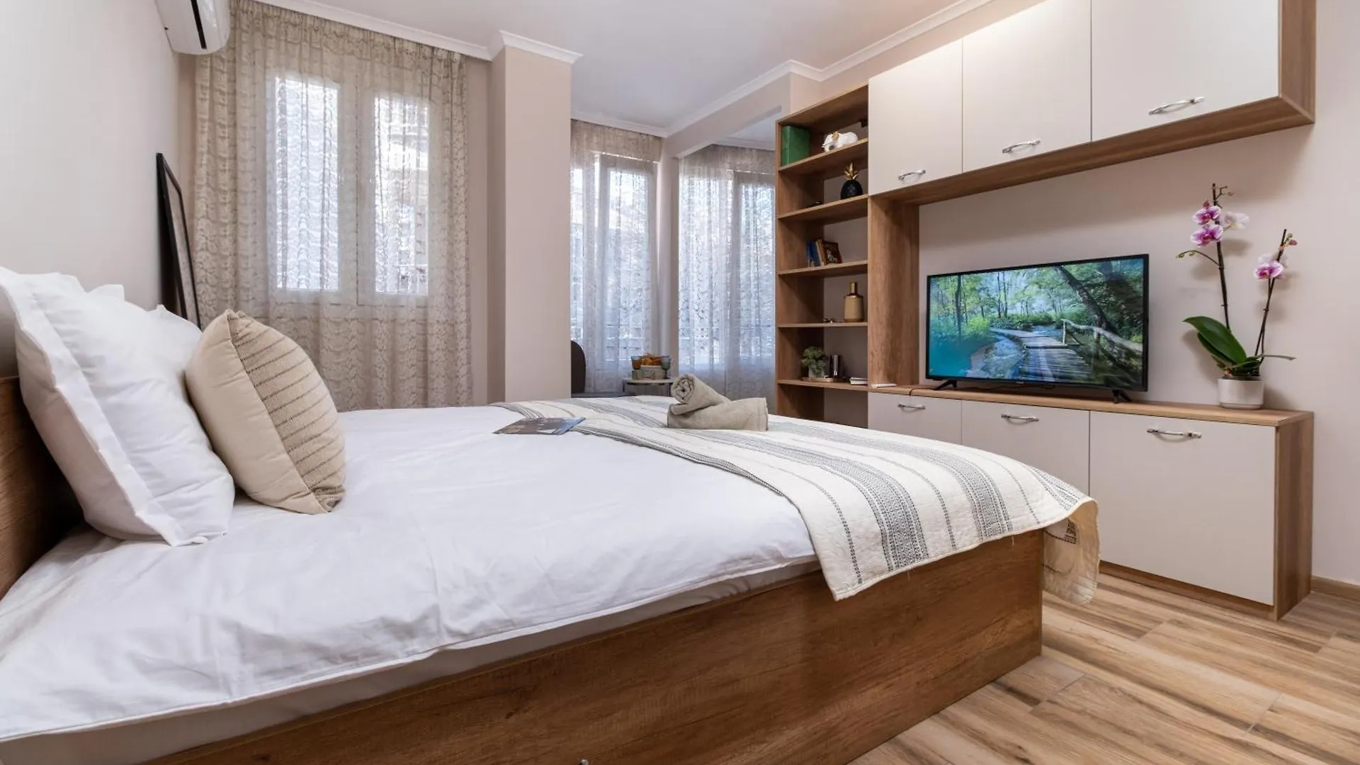 Modern & Elegant City Center Apartments Plovdiv